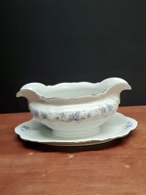 Renaissance II by Winterling Blue and White Gravy Boat Silver Scalloped Trim